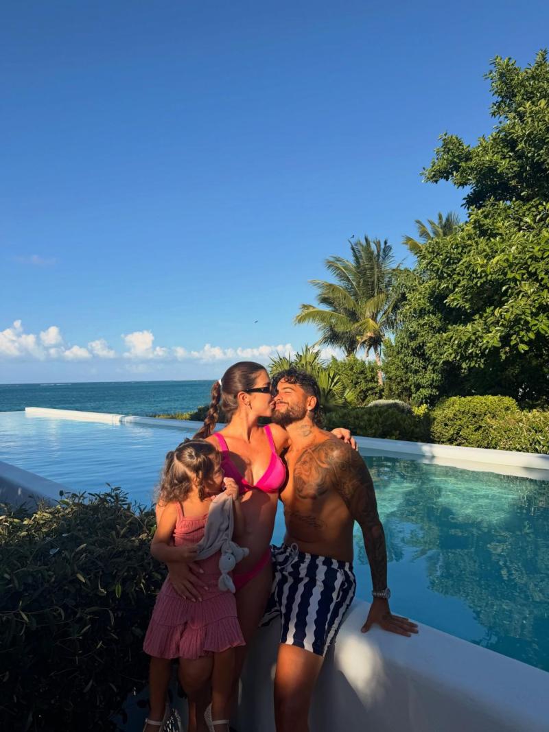 Maluma y su familia | Crédito: Instagram @maluma