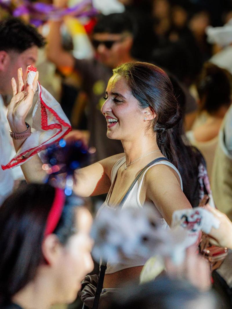 El público disfrutó con la cueca de Altamar - Instagram @lagranfondadechile
