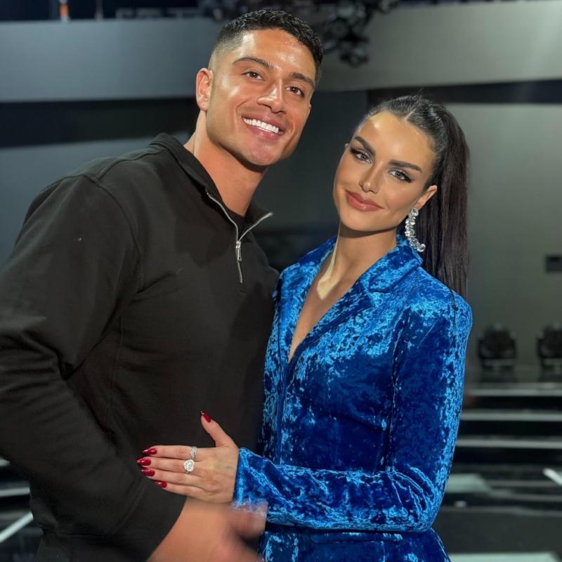 Sammis Reyes y Emilia Dides | Crédito: Instagram @sammisreyes