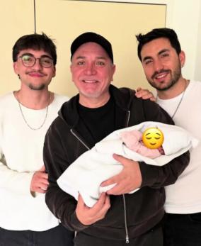 El cantante, se convirtió en tío abuelo.