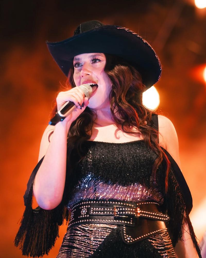 La cantante afirmó que entre los exponentes del género tienen buena relación - Instagram @mjqoficial