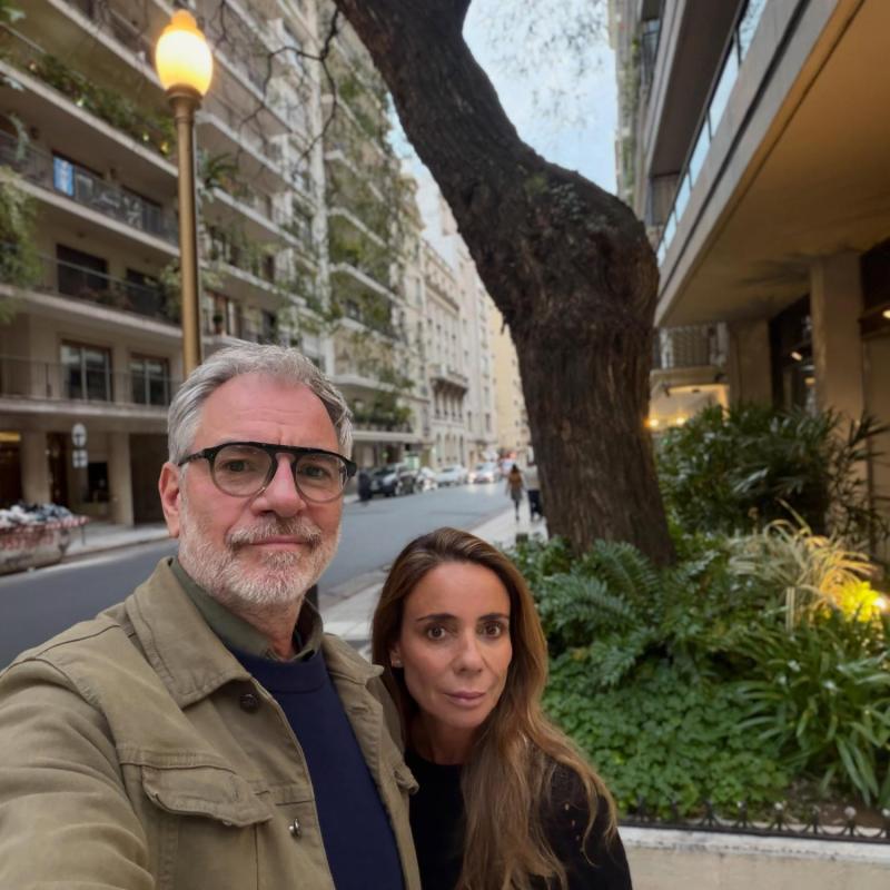 Rudolphy y su esposa disfrutan de Buenos Aires | Crédito: Instagram @catacomandaria