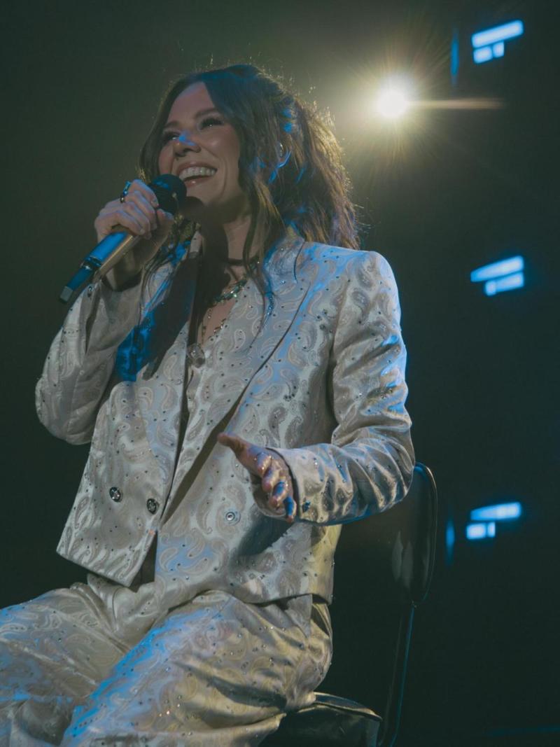 Jesse y Joy en Chile: Joy Huerta se quiebra frente al público | Crédito: Instagram @joy