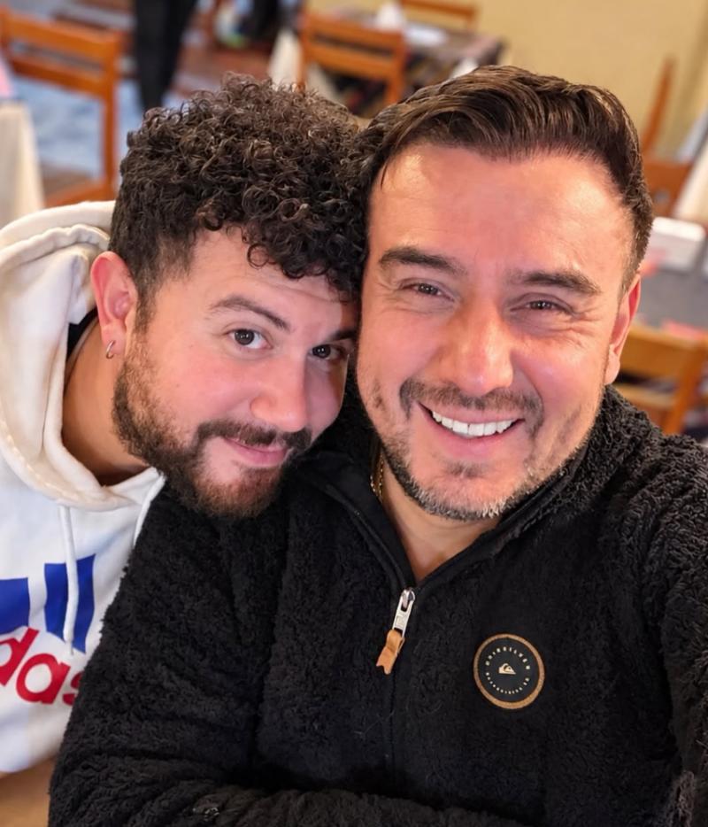 César Campos y su pareja / Instagram
