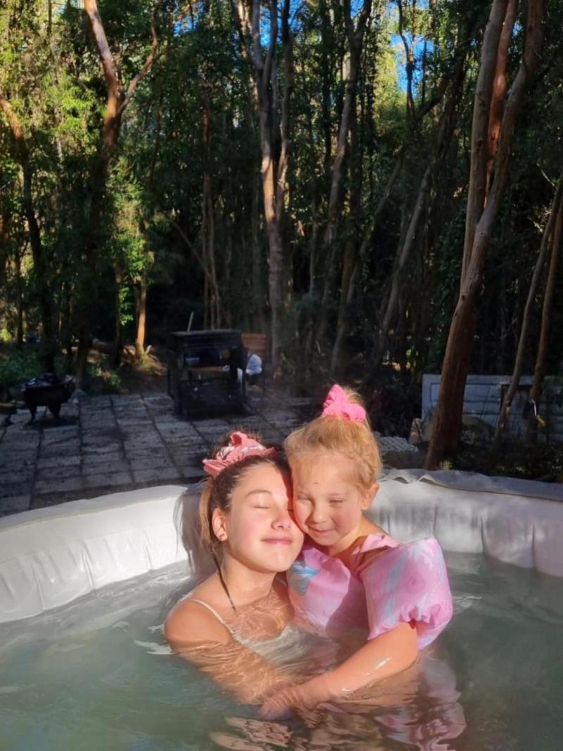Rosemarie Dietz y su hija | Crédito: Instagram @rosemariesv