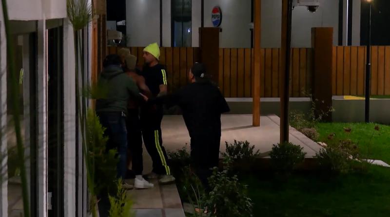 Joe y Cote en Vecinos al límite