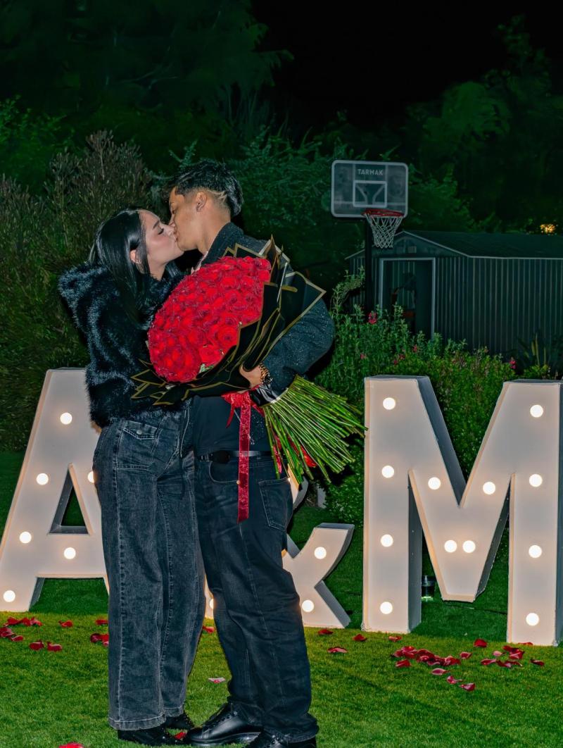 Así fue la romántica propuesta de pololeo de Alonso y Macarena | Crédito: Instagram @propuestasdematrimonio.cl