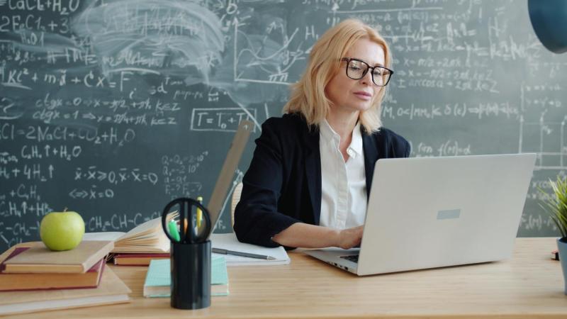 Ofertas para profesores - Pexels.