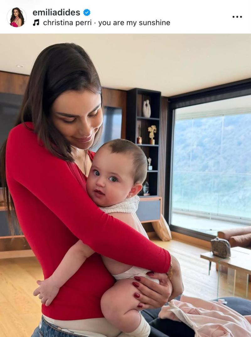 Emilia Dides - Instagram