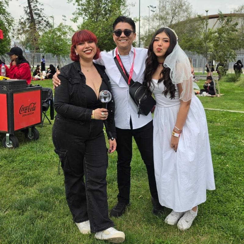 Américo llegó al concierto de BTS en Chile junto a sus hijas | Crédito @americooficial: Instagram @