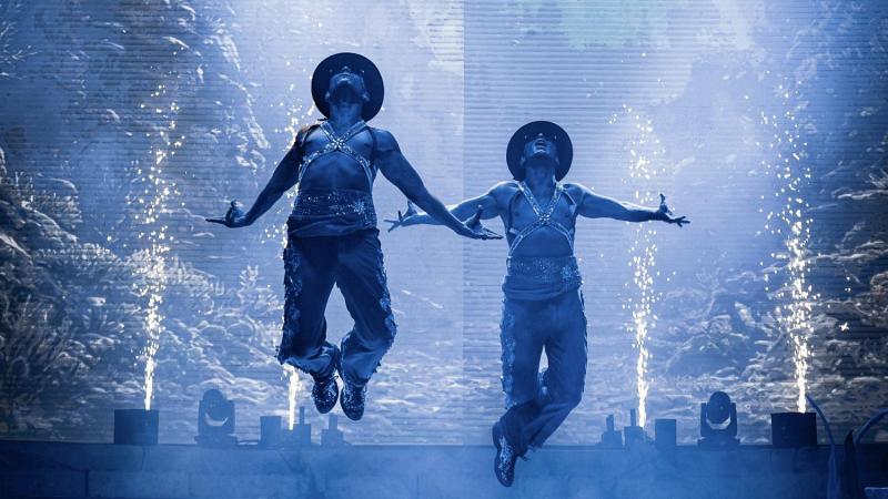 Los Power Peralta junto al elenco internacional de “Circo Kai”