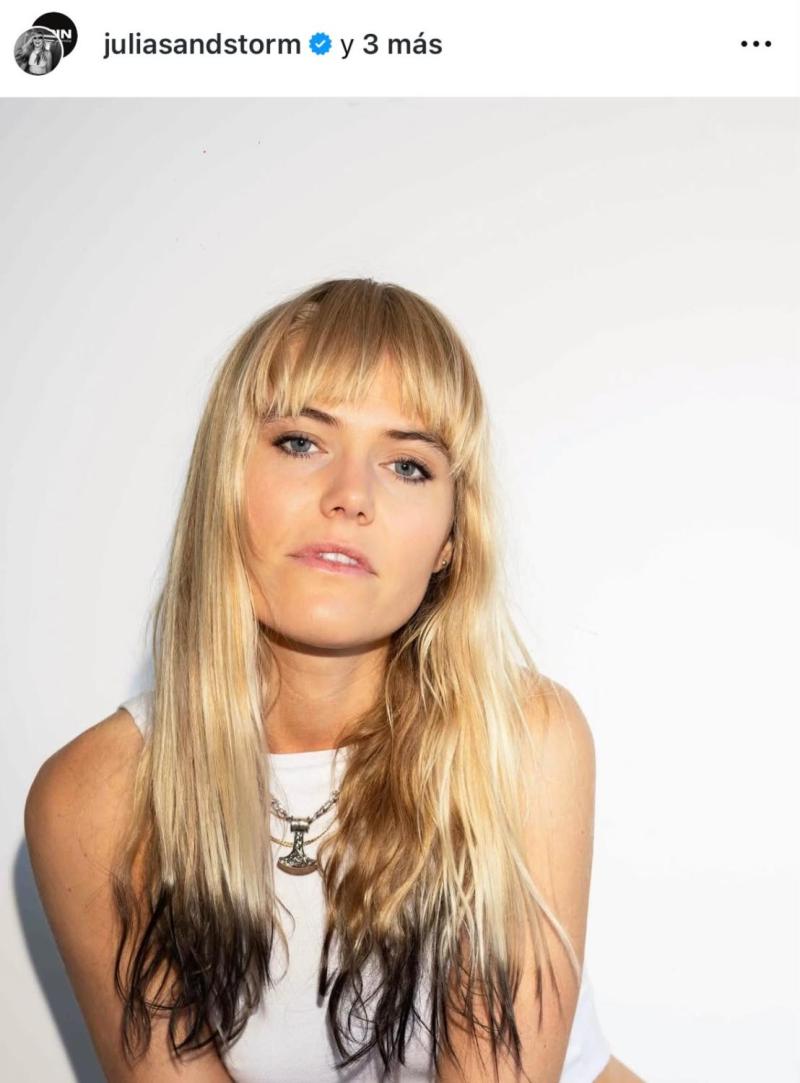 Julia Sandstorm - Instagram