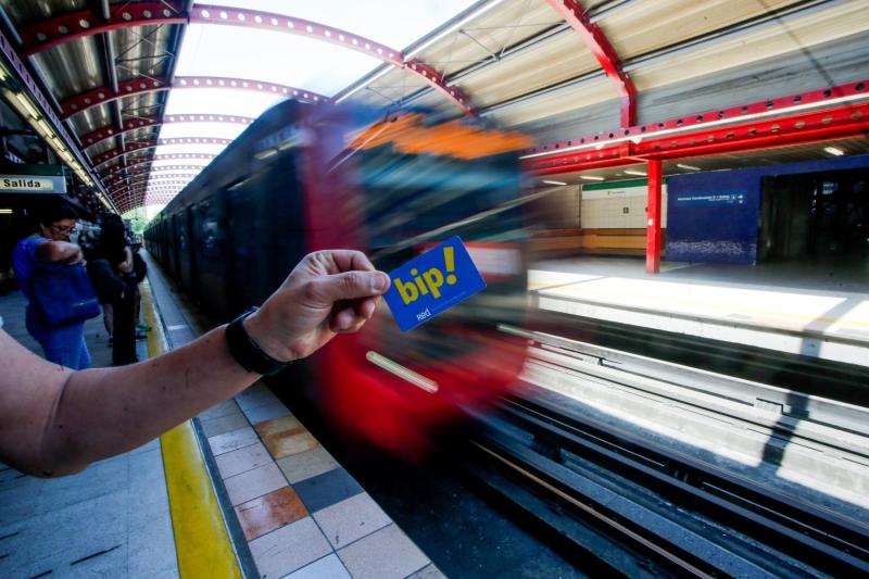 Agencia UNO - Descuentos en el transporte público: cómo acceder a tarifas rebajadas para estudiantes y adultos mayores