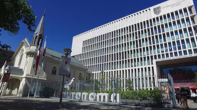 Universidad Autónoma de Chile / 13C