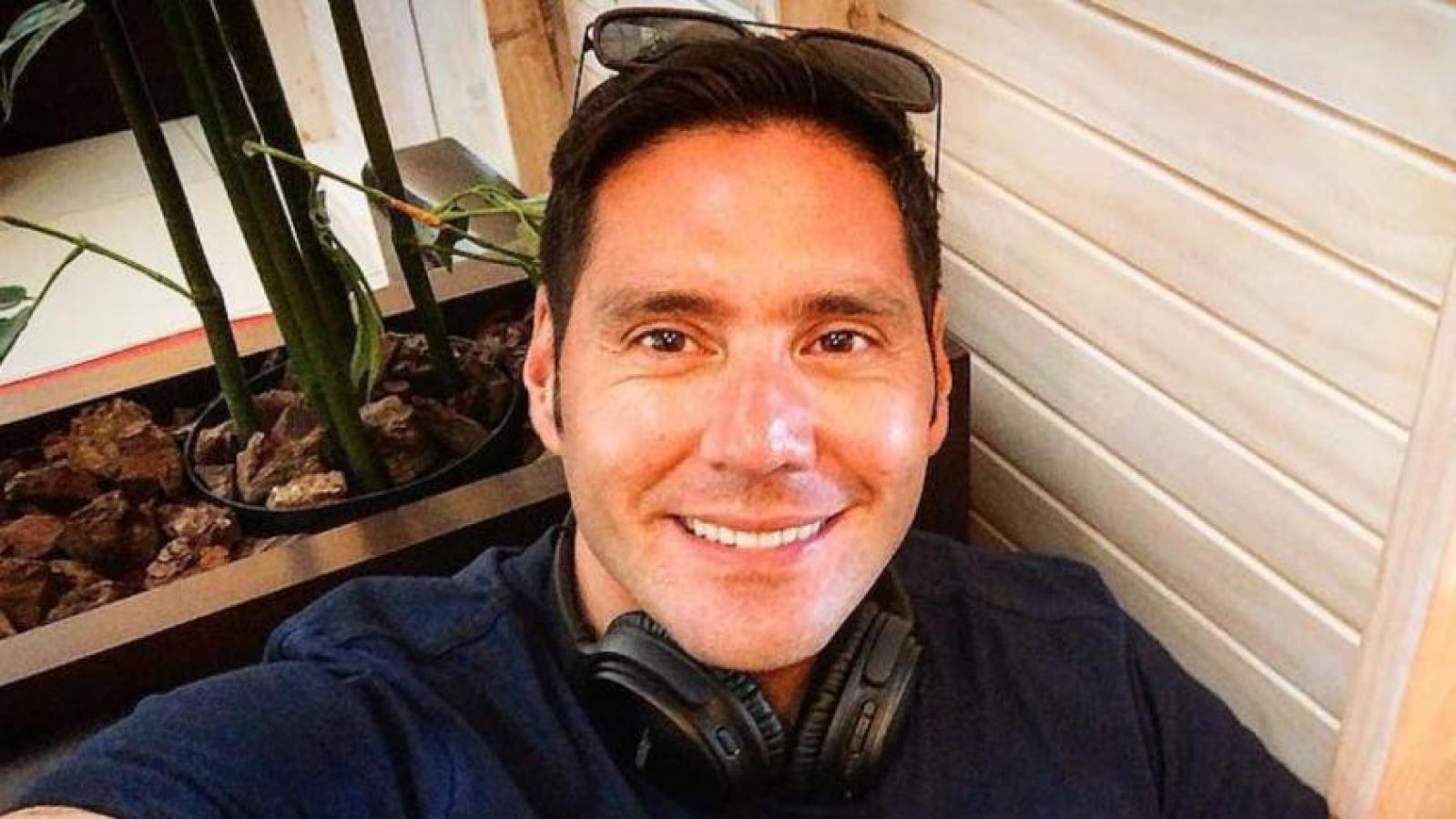 Pancho Saavedra contó cómo conoció a su pareja: “me pateó mandándome al  psicólogo”