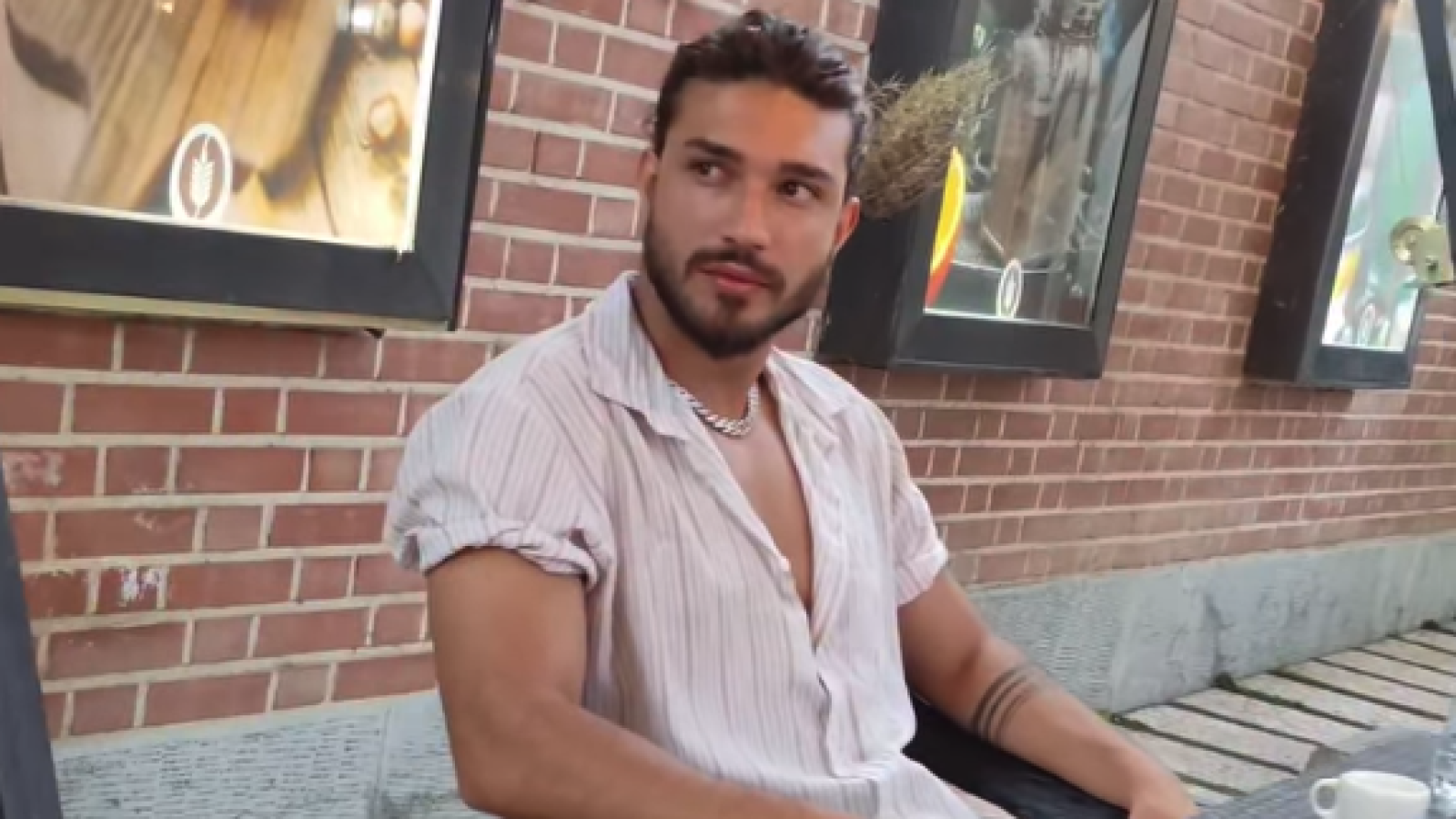 &ldquo;Brad Pitt iran&iacute;&rdquo; muri&oacute; tras recibir disparo en un ojo y 50 d&iacute;as de agon&iacute;a