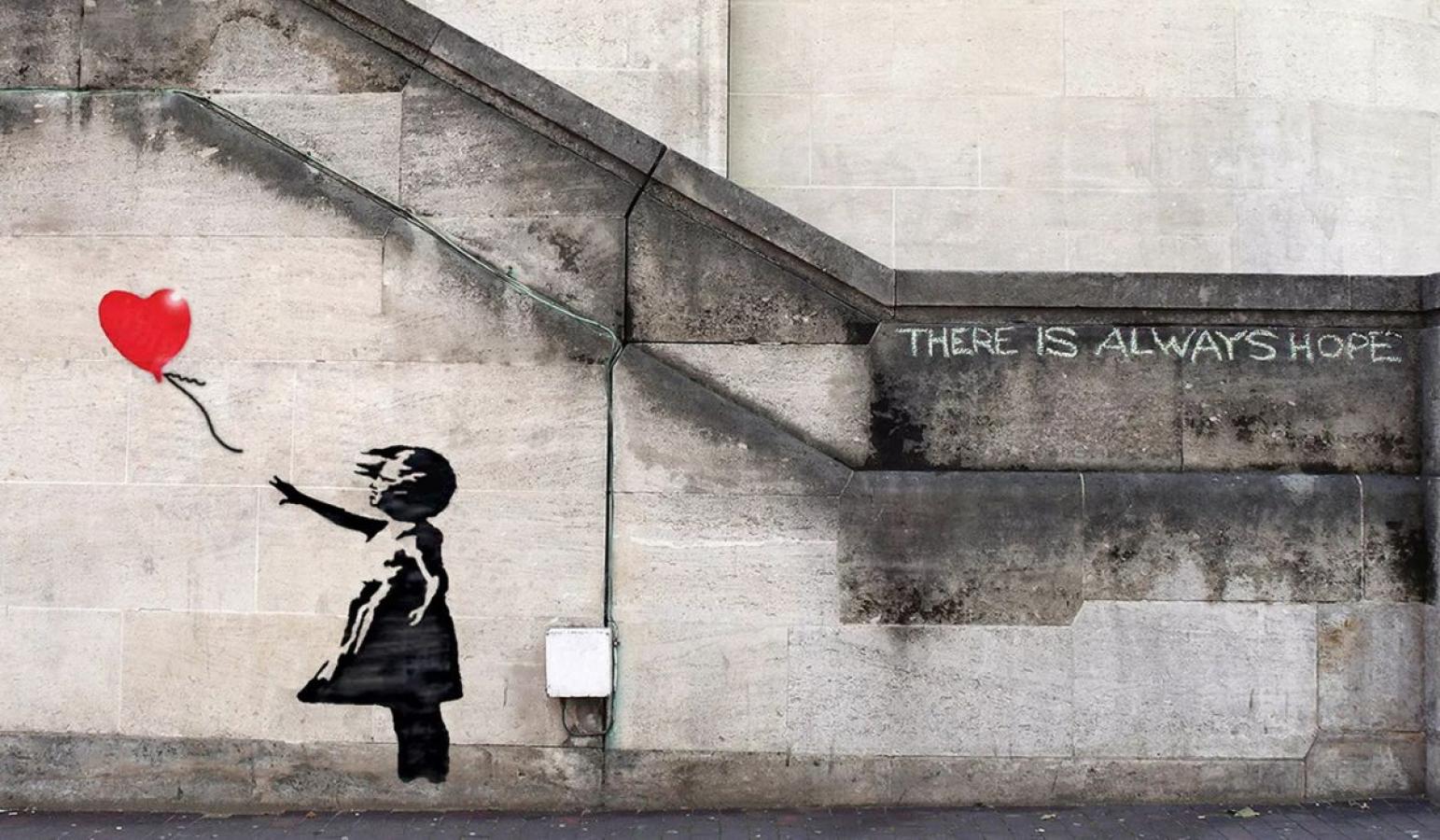 Revelan quién está detrás del artista Banksy