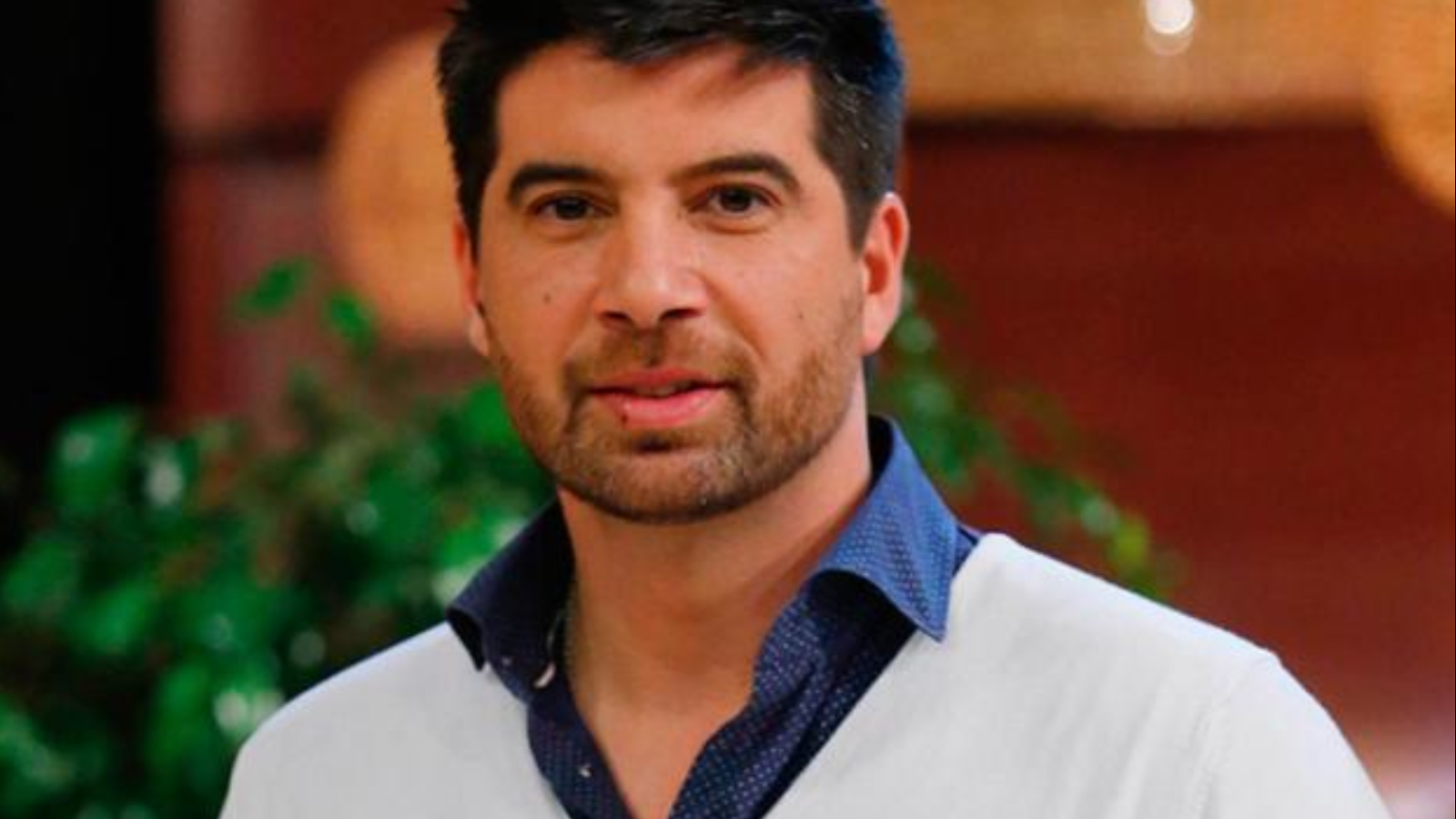 Mario Velasco roba miradas en matrimonio junto a su hija Julieta