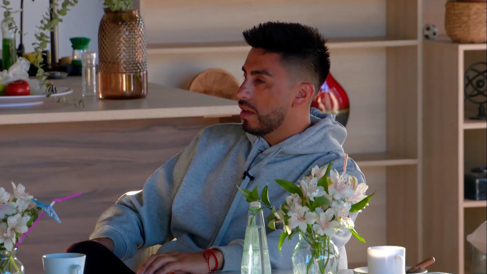 Kanela revela por qué no ve a su hija de 7 años