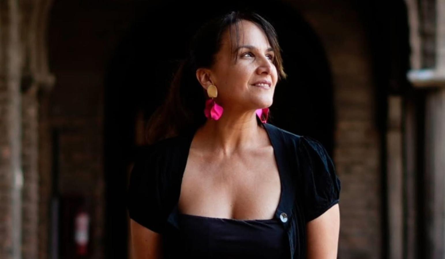 Claudia Pérez comparte románticas fotos con su pareja en Europa