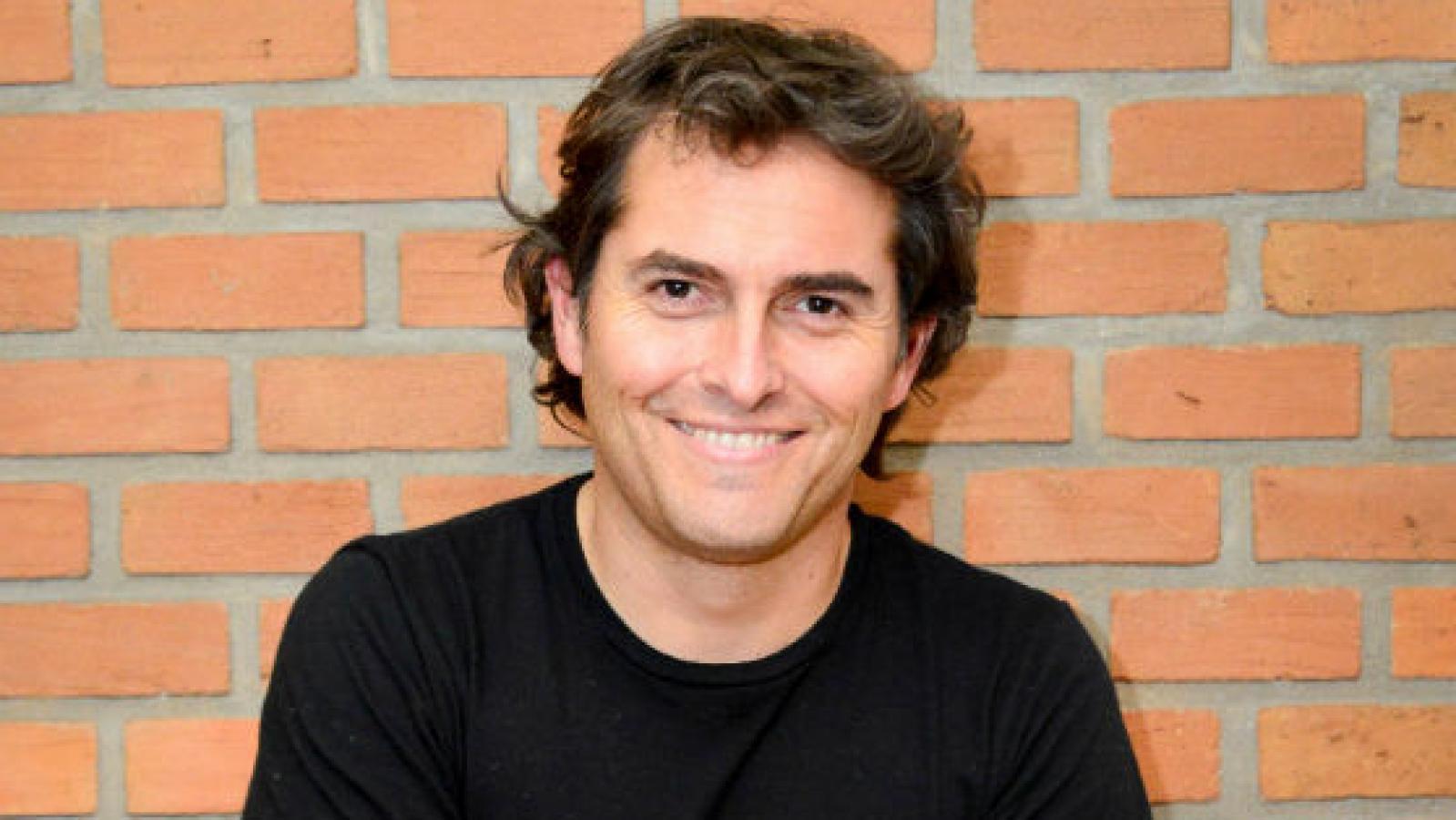 Influencer sorprende por su gran parecido con Sebastián Jiménez