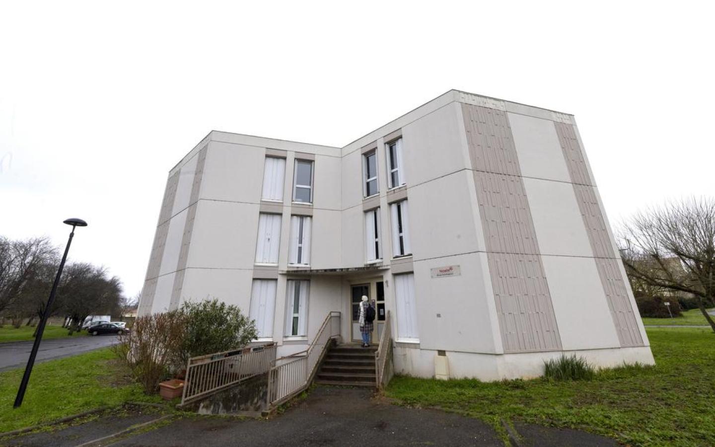 Madre abandonó a su hijo - Imagen: Charente Libre