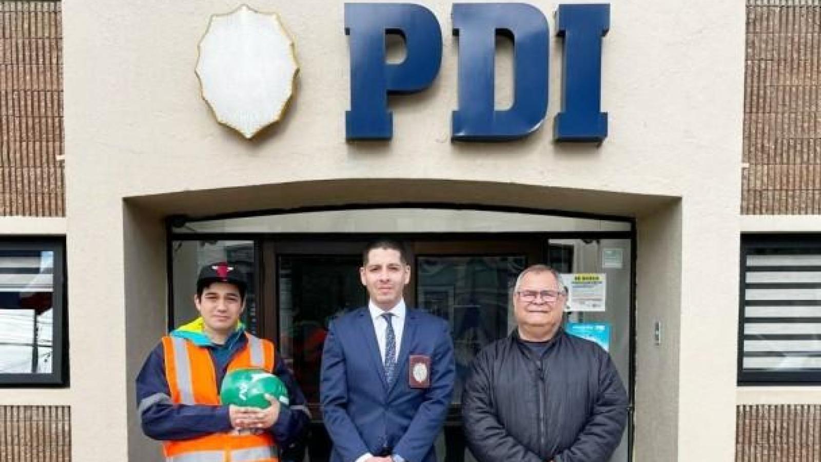 Recolector de basura y su jefe devolvieron 27 millones de pesos en efectivo - PDI