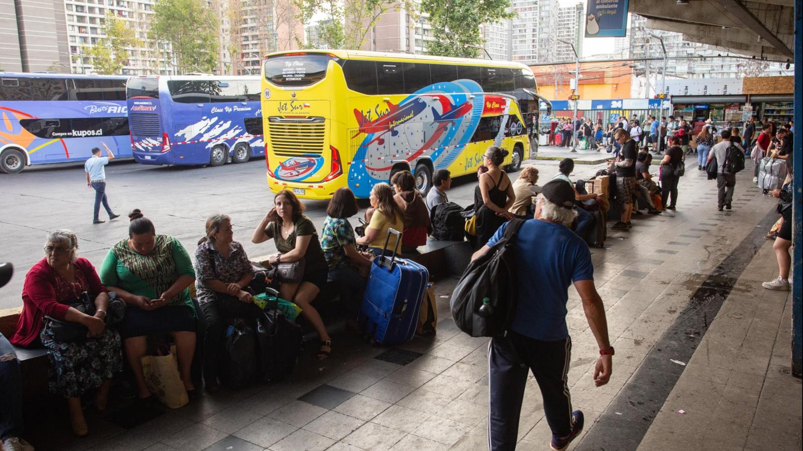 Terminal de Santiago - Créditos: Agencia Uno
