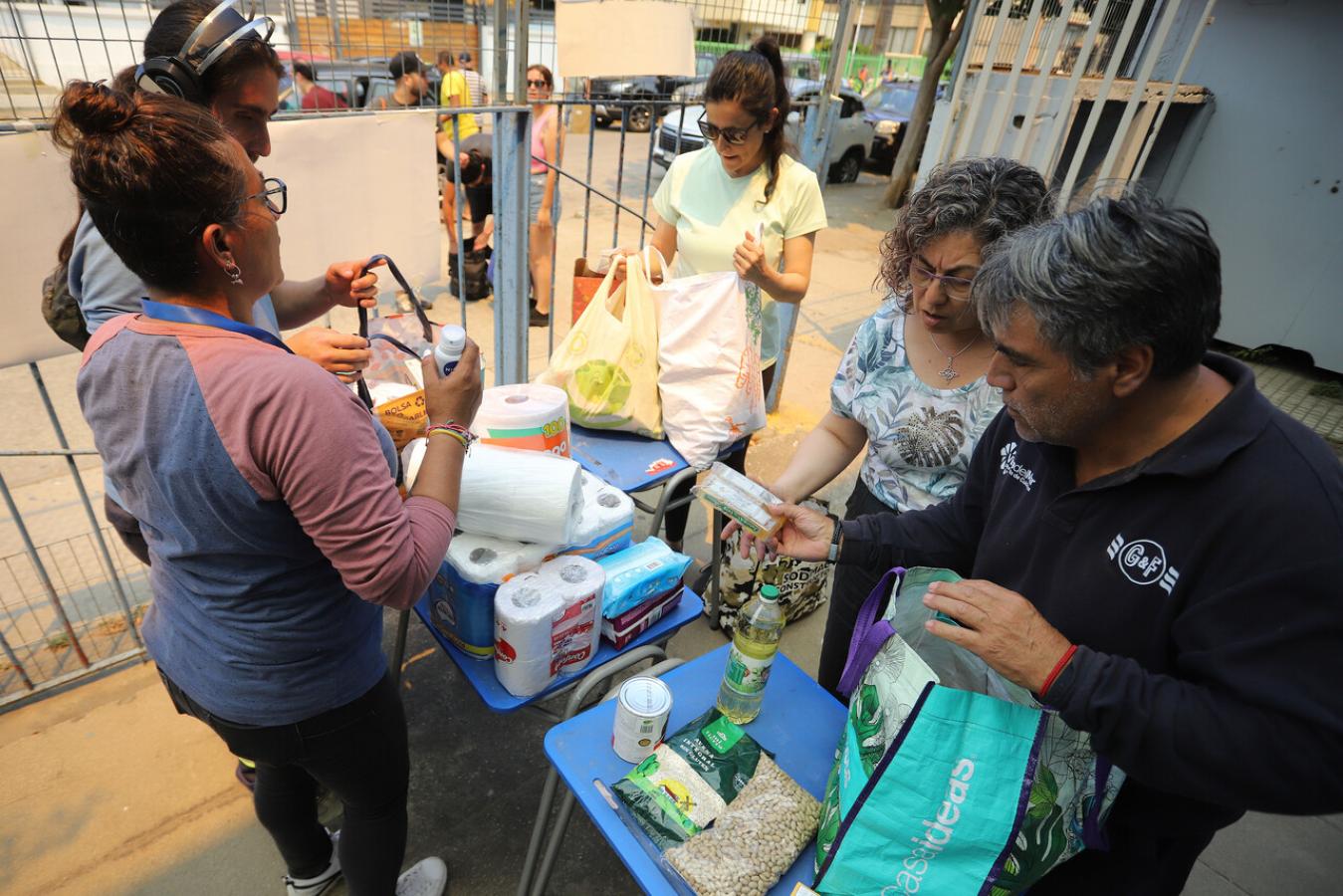 Centros de acopio en la RM - Agencia UNO