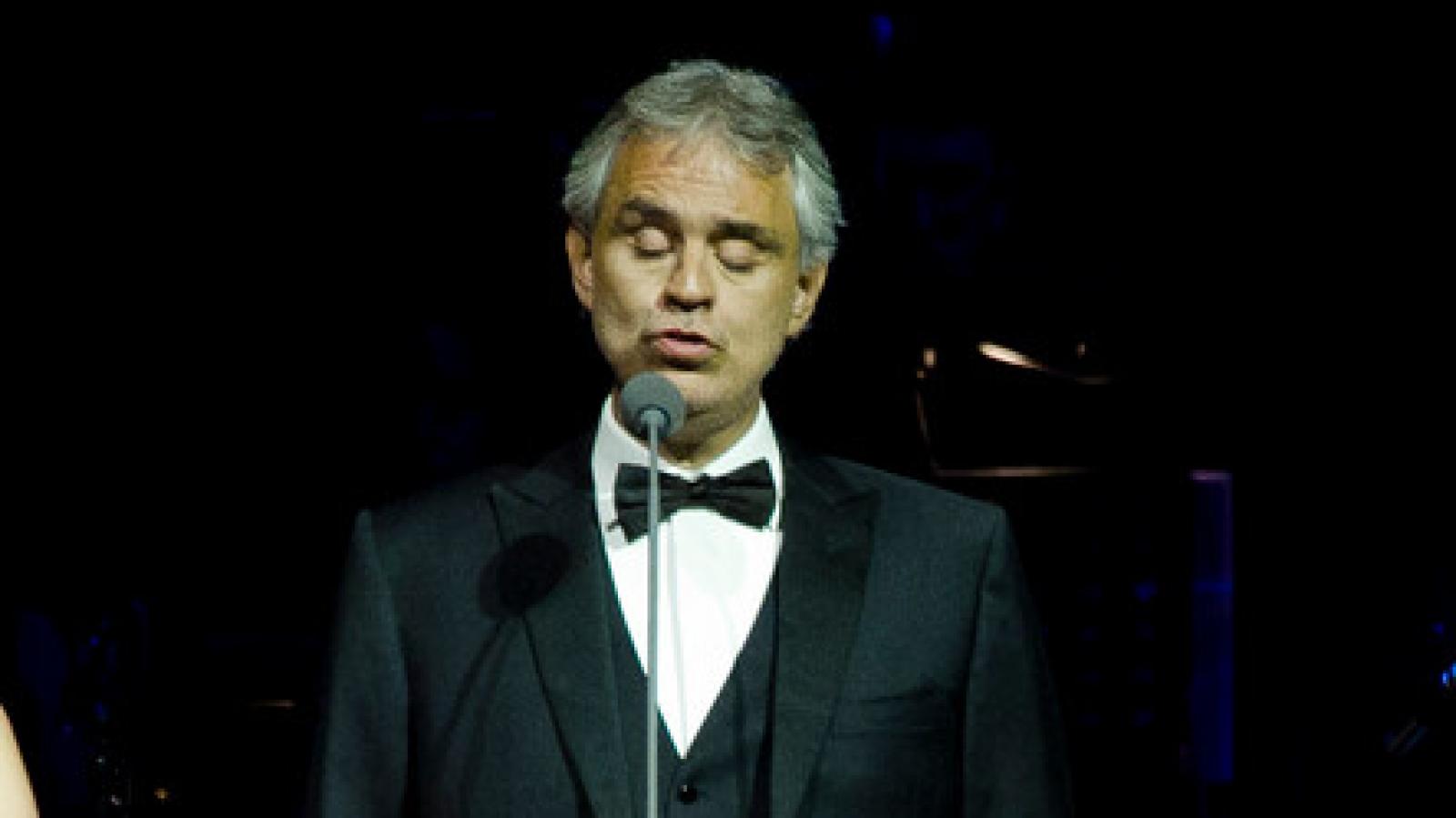 Andrea Bocelli - Agencia Uno
