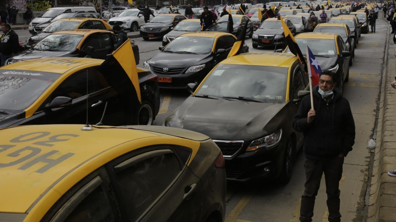 Alerta con taxistas chilenos - ATON