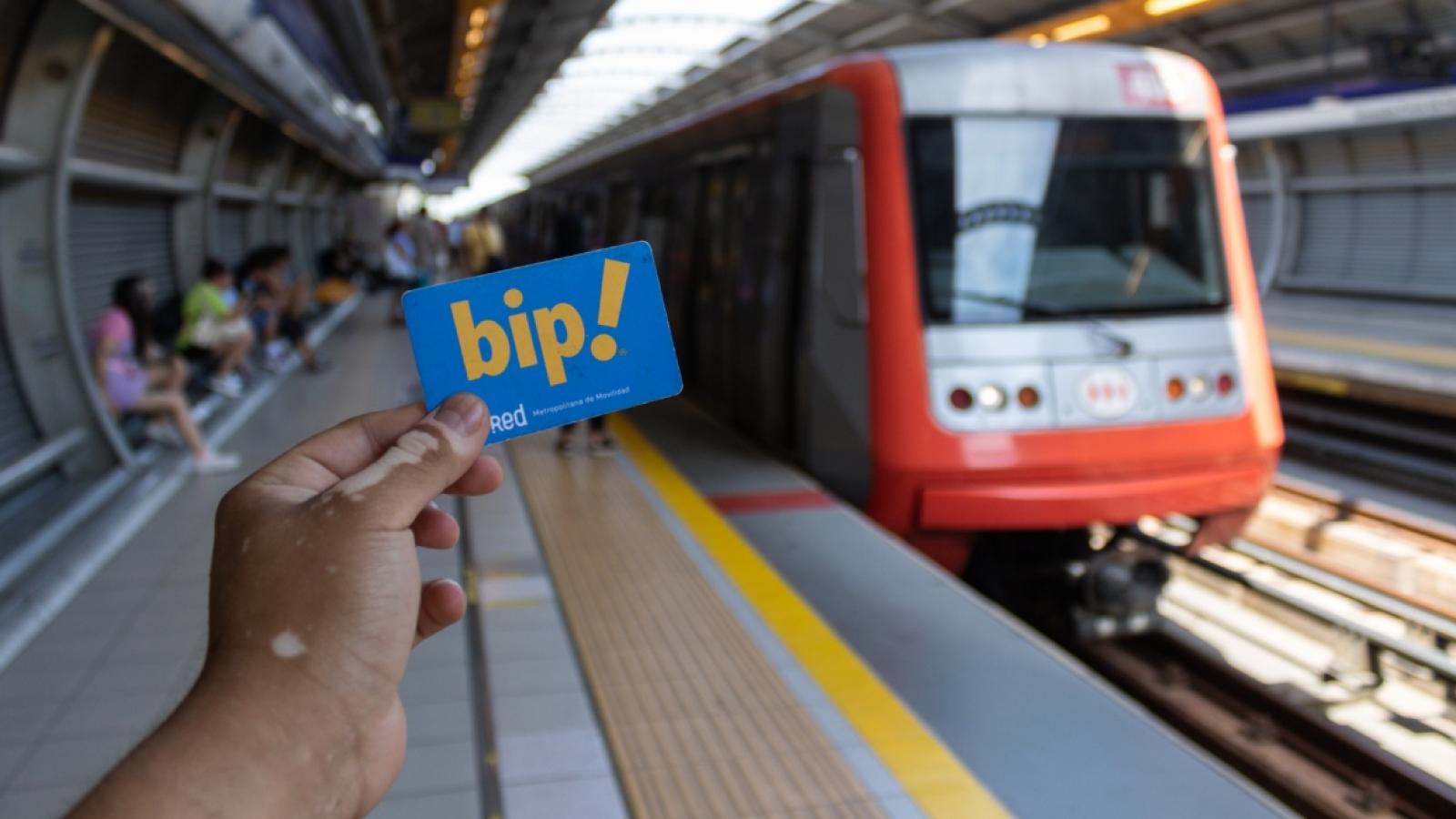 Horario Metro de Santiago por Lollapalooza Chile 2024 - Agencia Uno