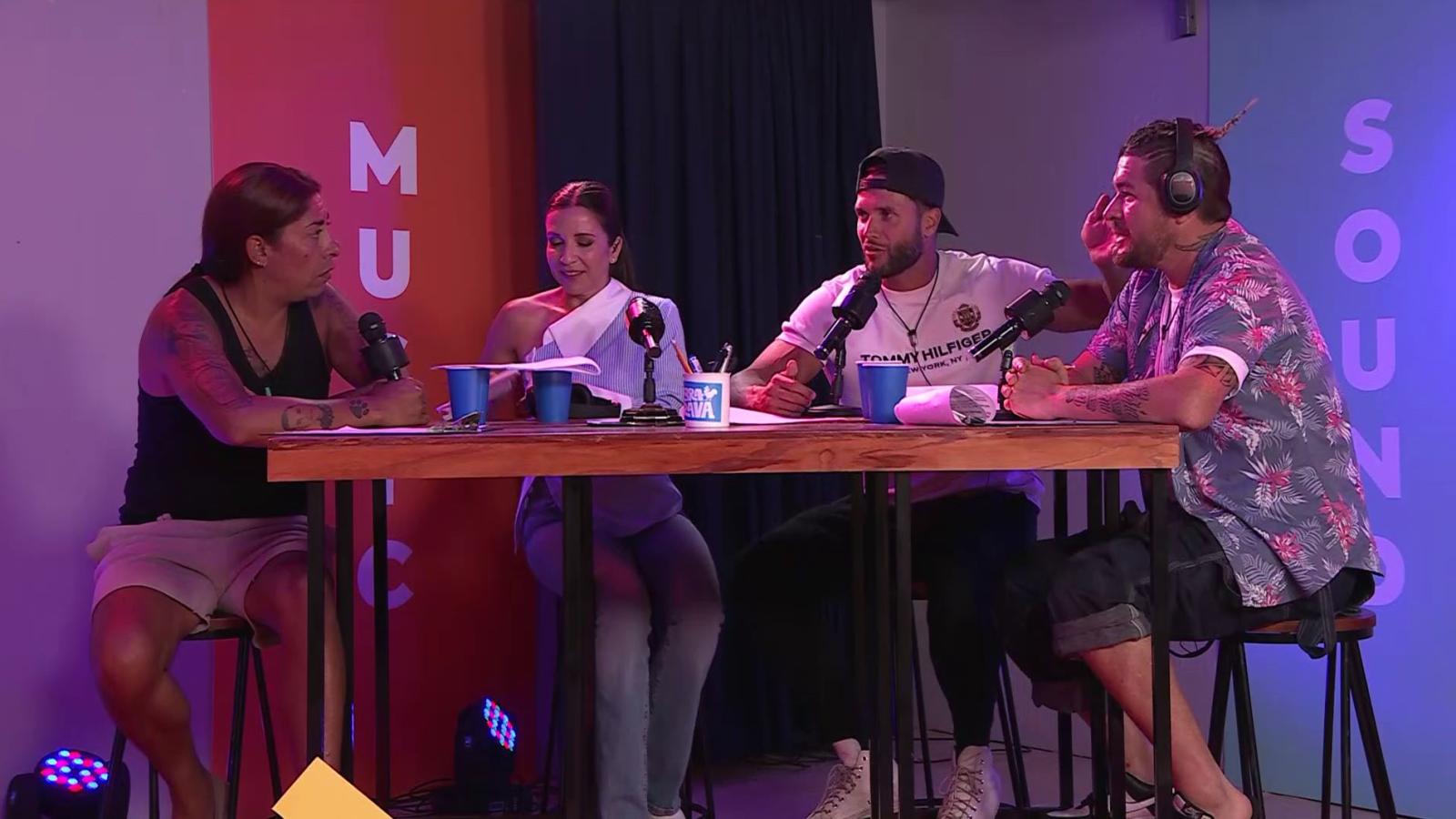 El panel del podcast de Tierra Brava