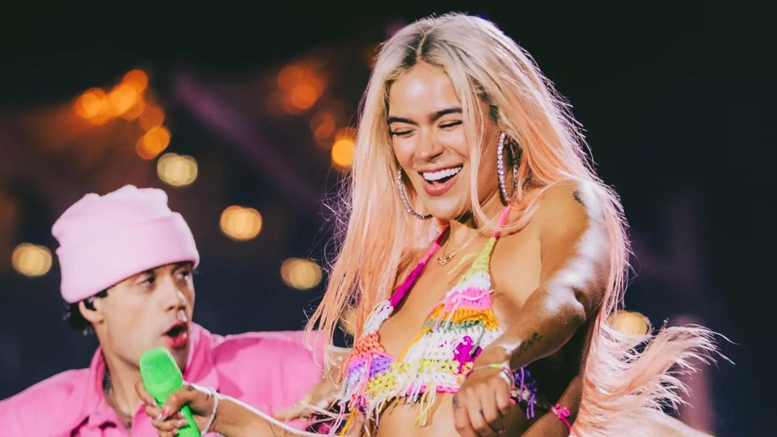 Karol G en Chile - Bizarro