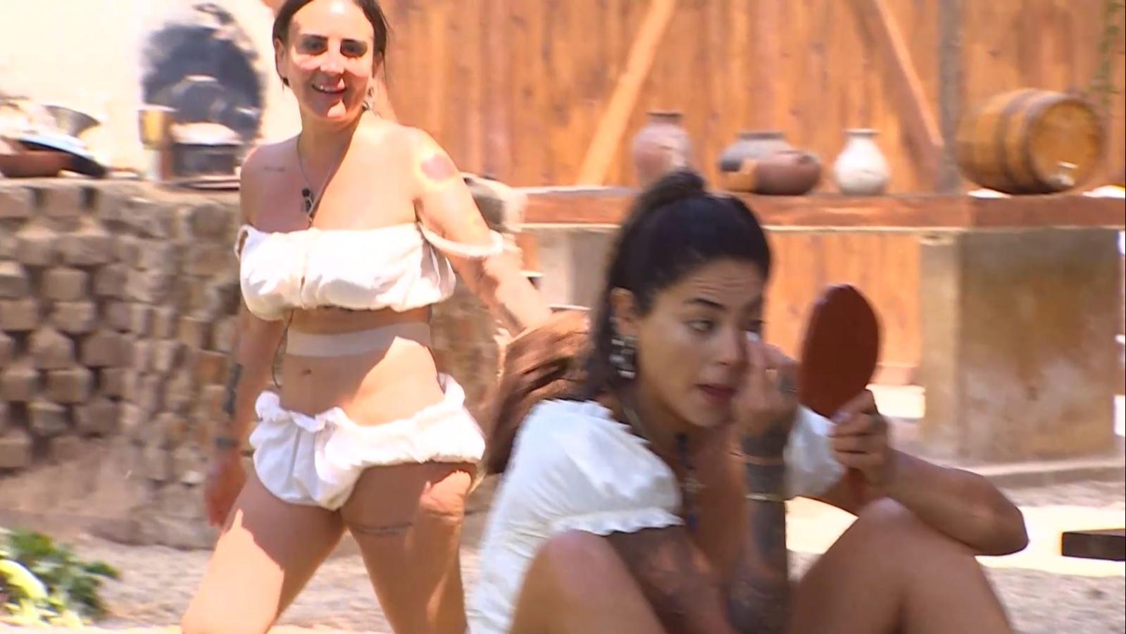 Blue Mary se va a bañar en Ganar o Servir