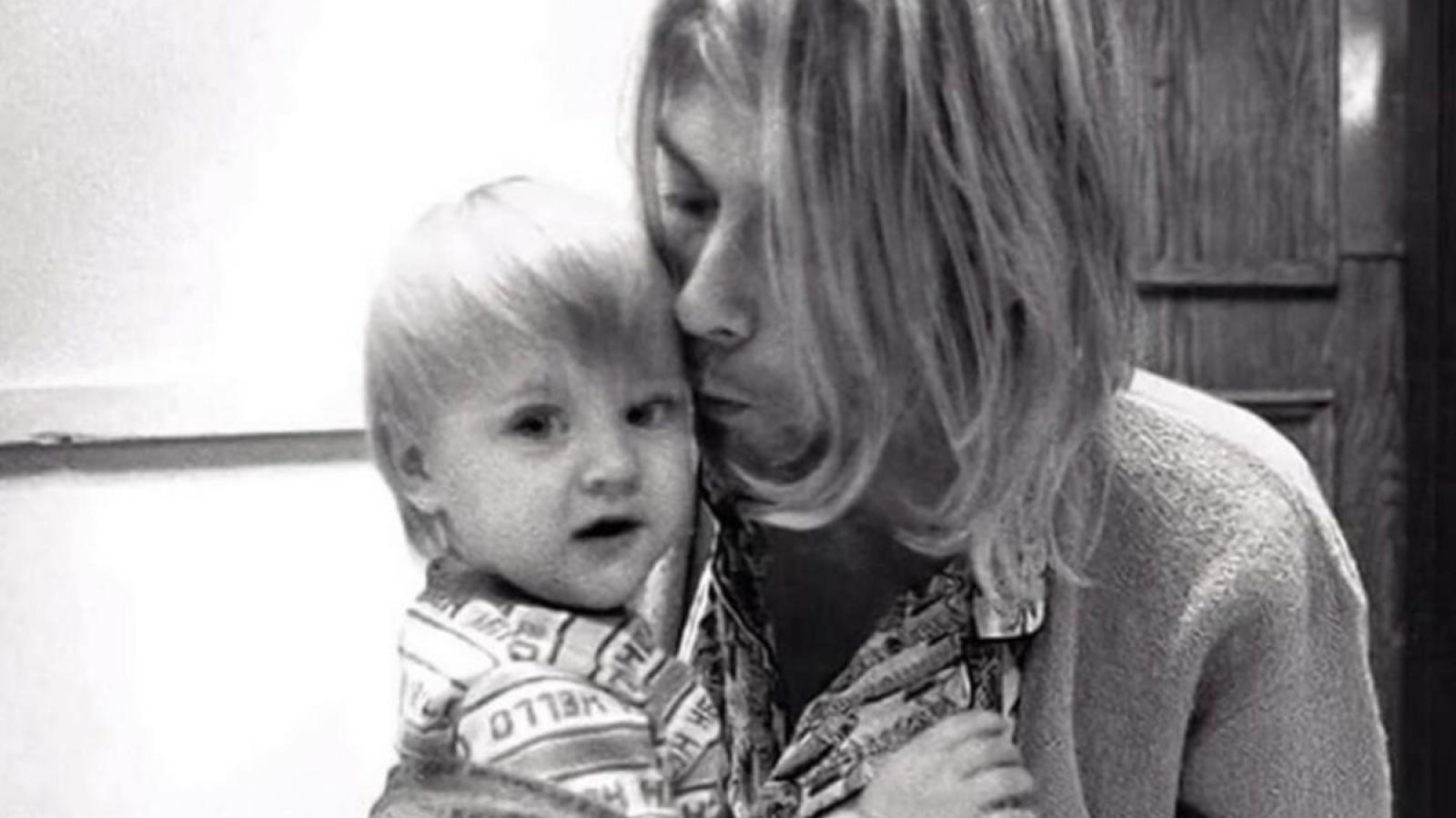 Frances Bean Cobain y Kurt Cobain - Instagram