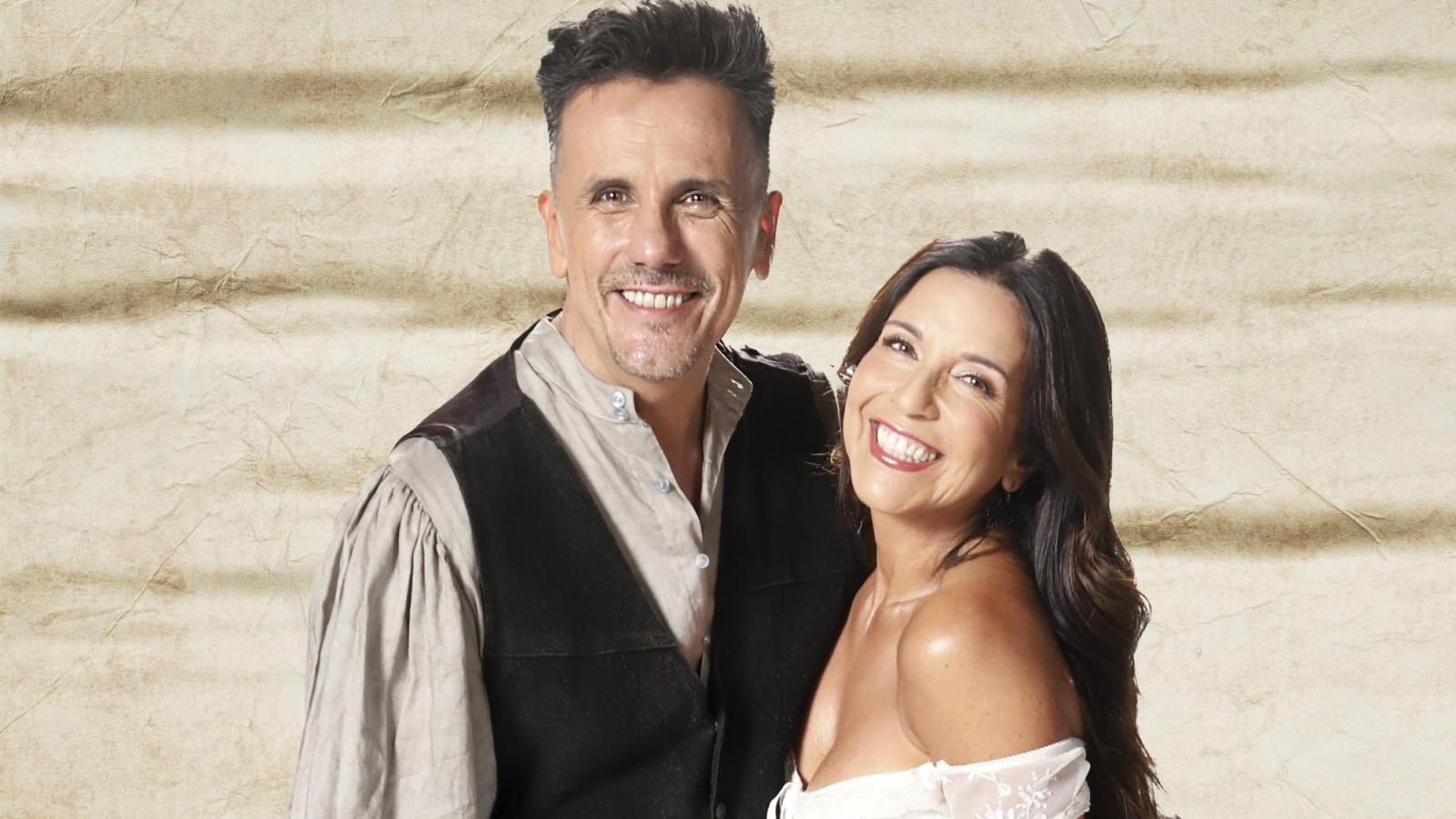 Sergio Lagos y Karla Constant, animadores de Ganar o Servir