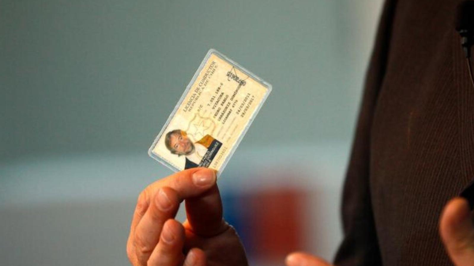 Licencia de conducir: estas son las multas que puedes arriesgar por tener el documento vencido 