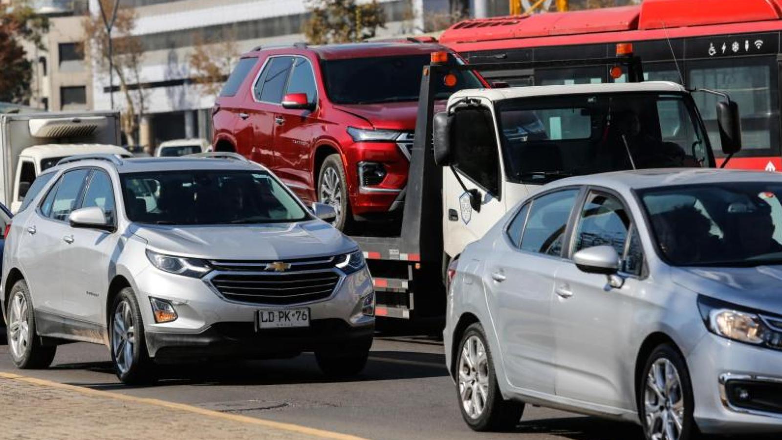 Restricción vehicular: Estos vehículos no pueden circular este lunes 6 de mayo 