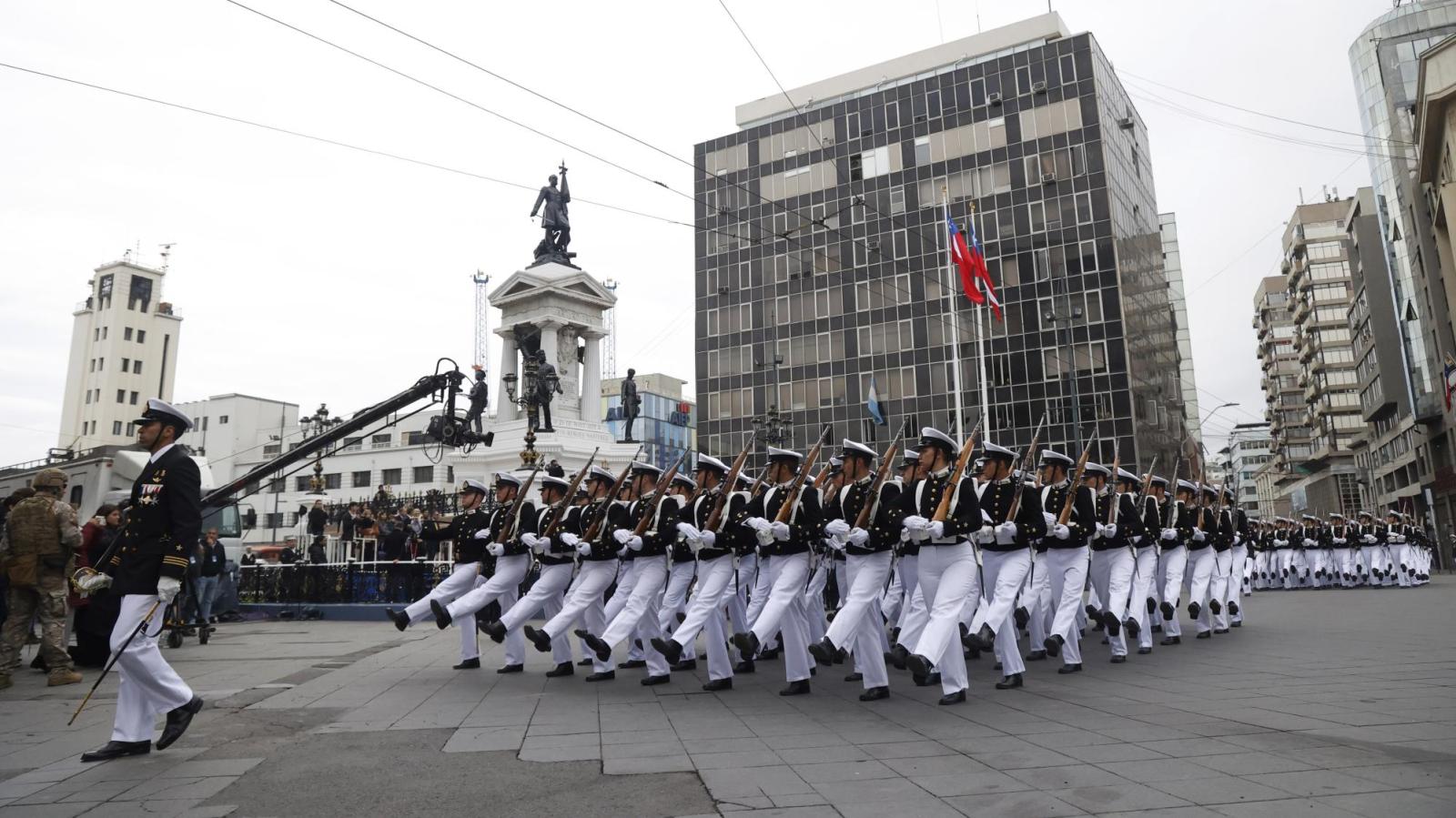 Feriado 21 de mayo - Créditos: Aton