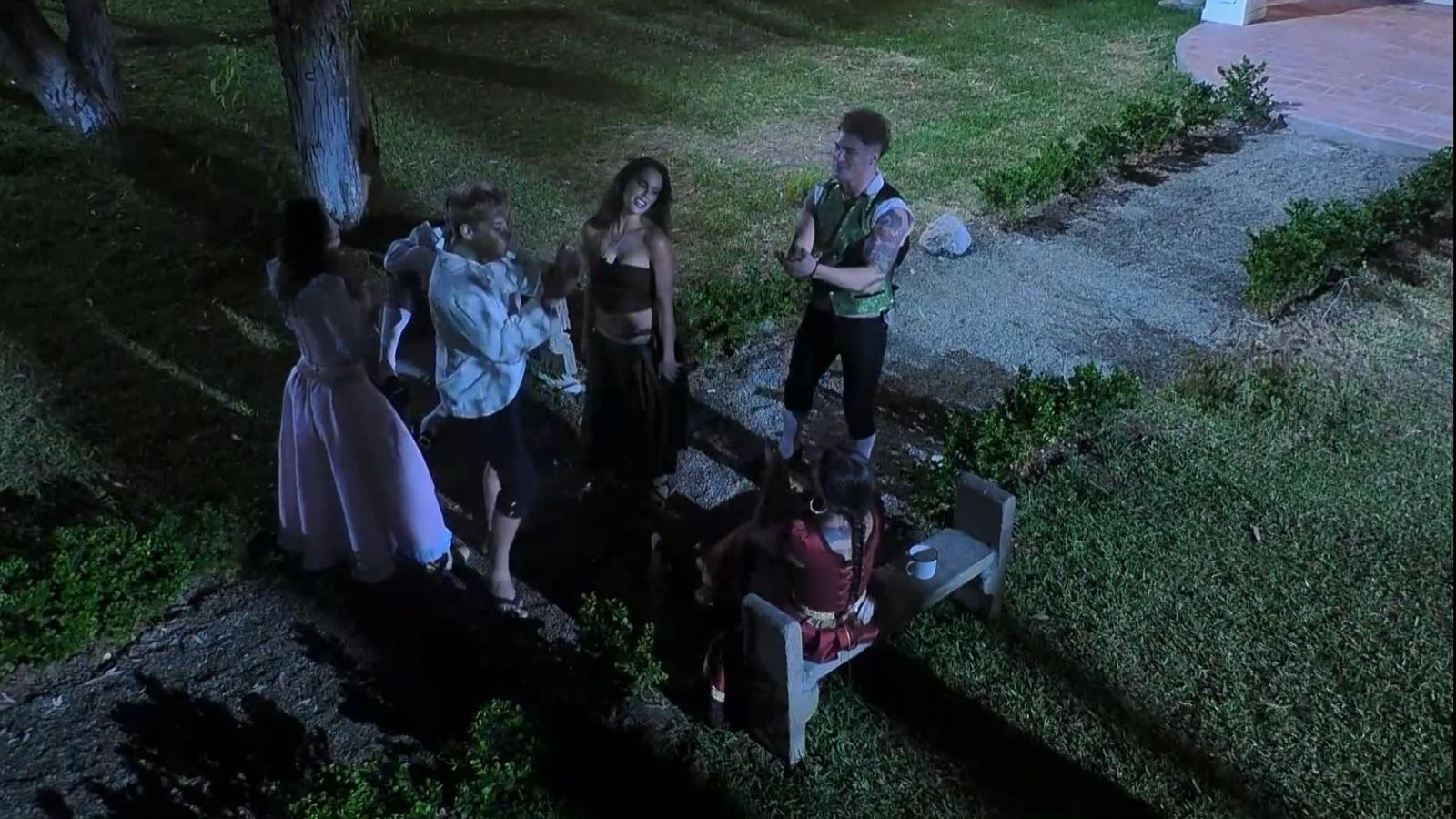 Botota le dice a Rai que es el más guapo de la casa de Ganar o Servir