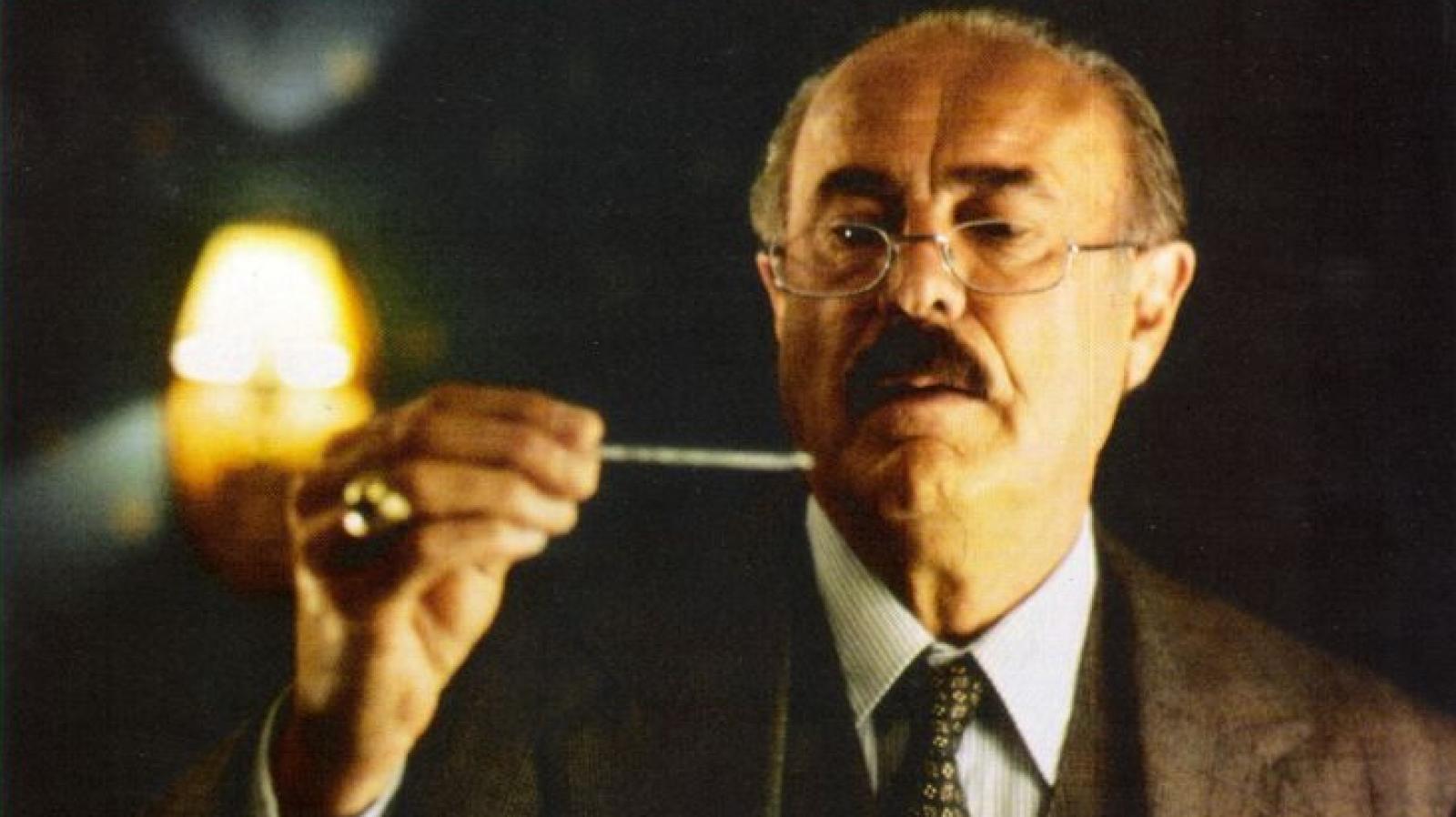 Dabney Coleman en "Stuart Little"