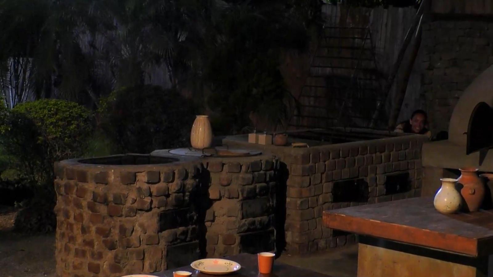 Mariela se esconde en Ganar o Servir