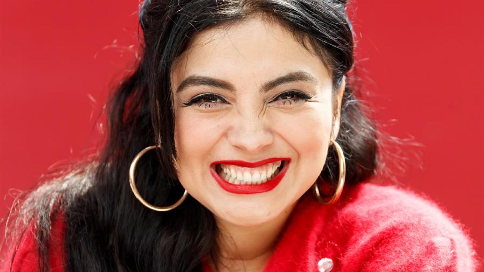 El emotivo reencuentro de Mon Laferte y ex chica Rojo 