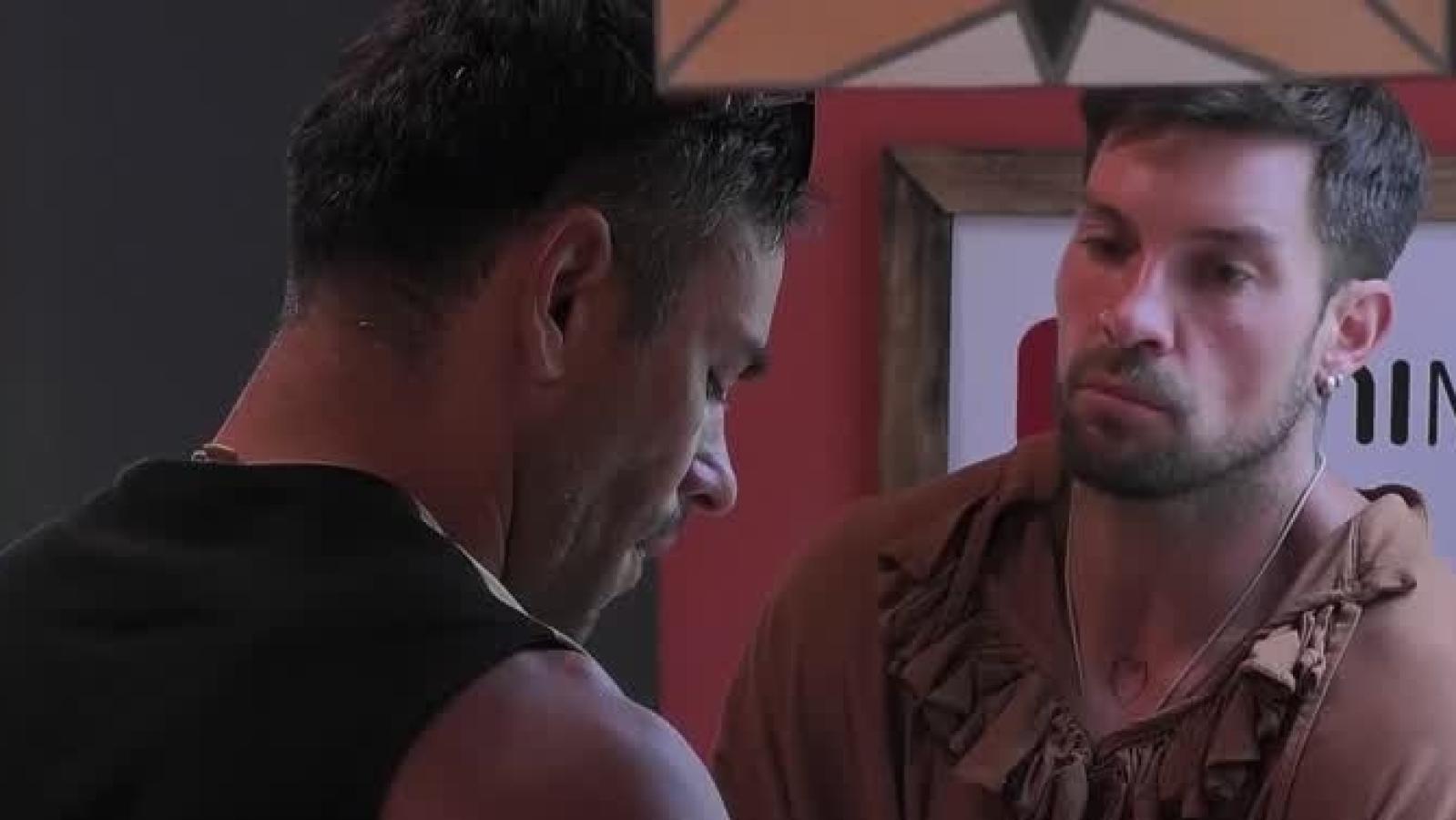 El diálogo entre Claudio y Luis