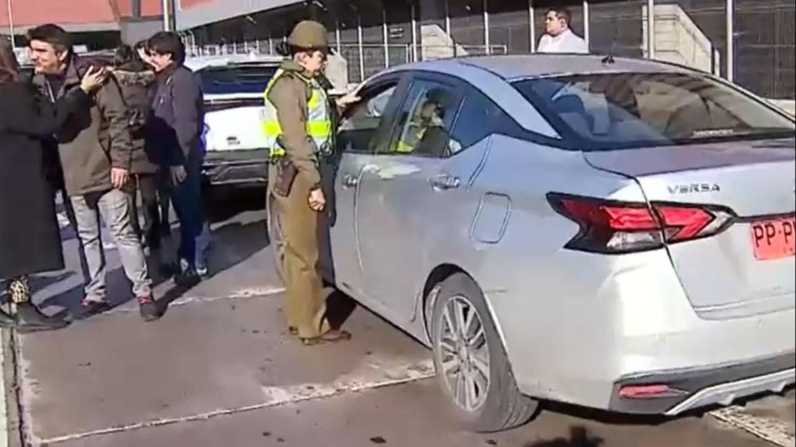 Taxistas del Aeropuerto de Santiago formalizados por cobrar grandes cifras de dinero