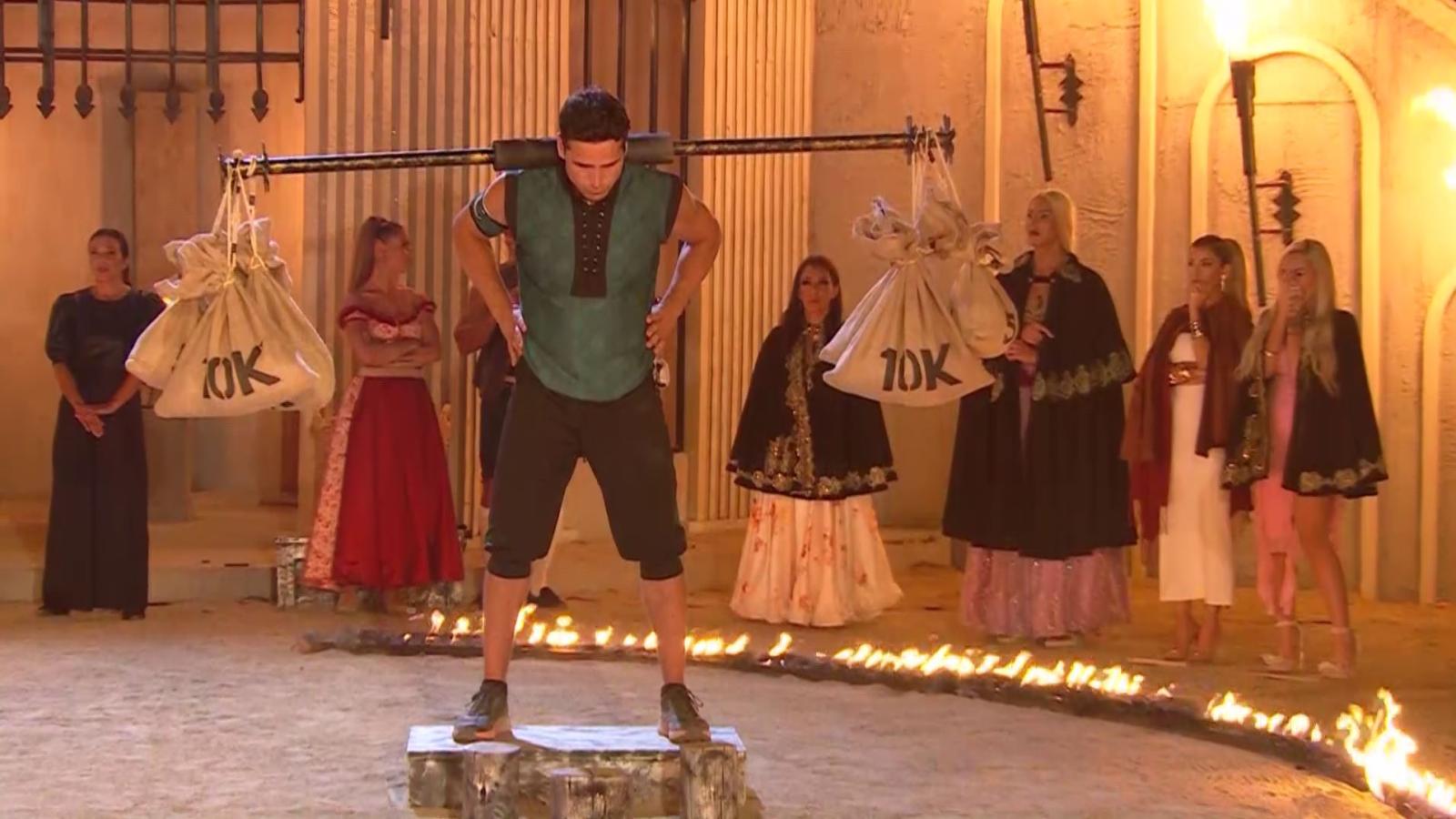 La increíble técnica de Pangal en pleno círculo de fuego 