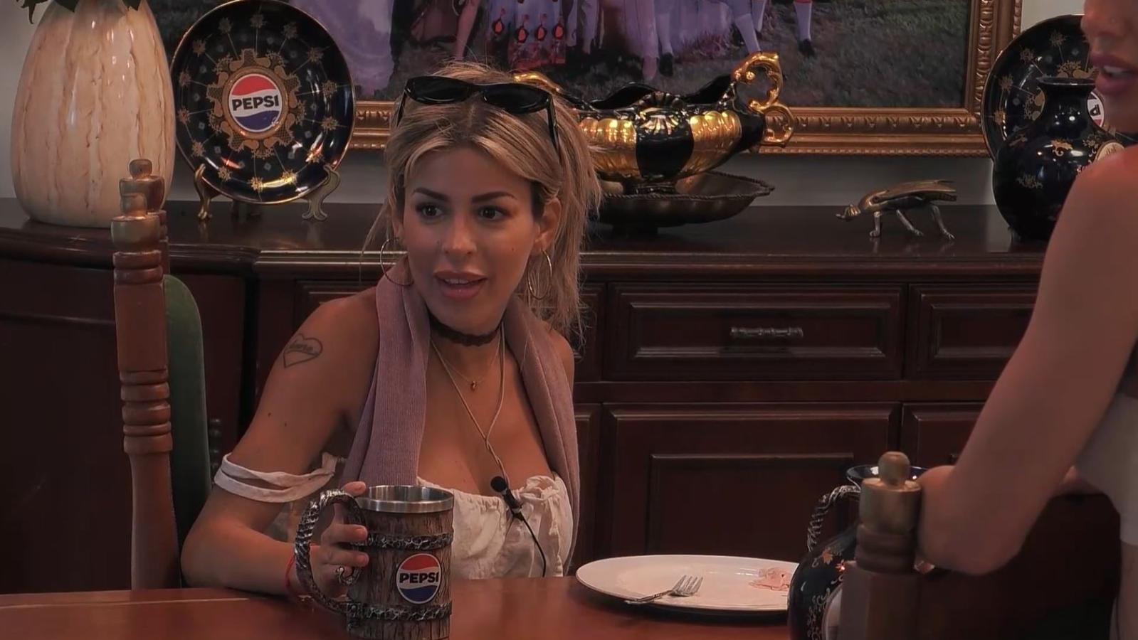 Oriana asustada en Ganar o Servir