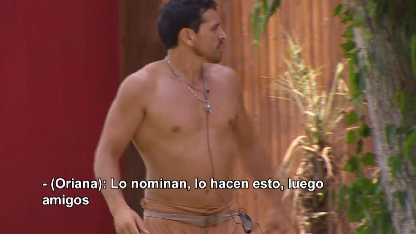 Pangal Andrade enojado en Ganar o Servir