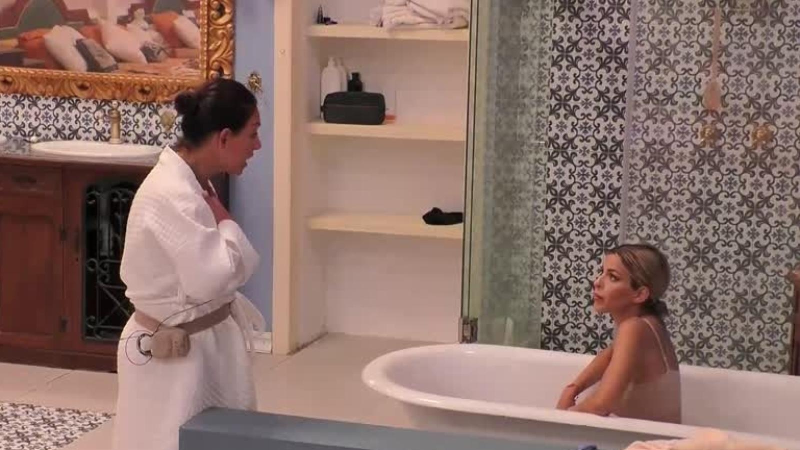 Oriana Marzoli y Mariela Sotomayor.